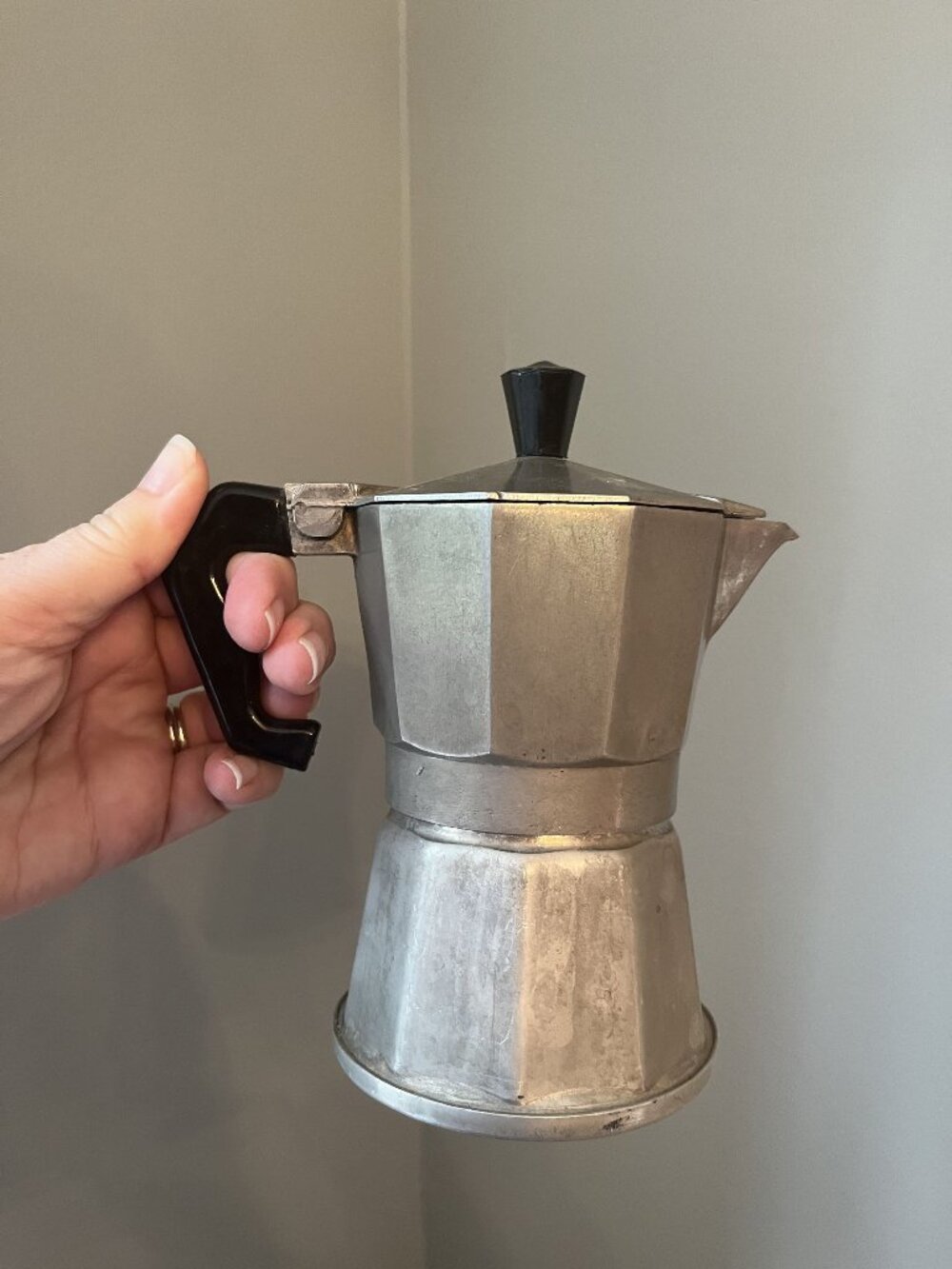 Vintage VEV Vigano Stovetop Espresso Coffee Maker Italy 1970s Aluminum Black Han